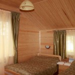 Штора для спальни в деревянный дом и покрывала